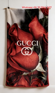 Gucci Interlocking G Rose Throw blankets Gucci Romantic Rose Tapestry IMG_2740